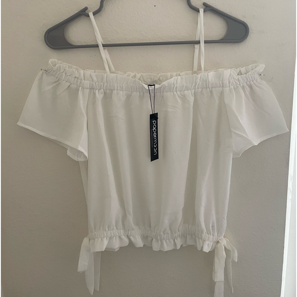 Paper moon cropped, off shoulder blouse